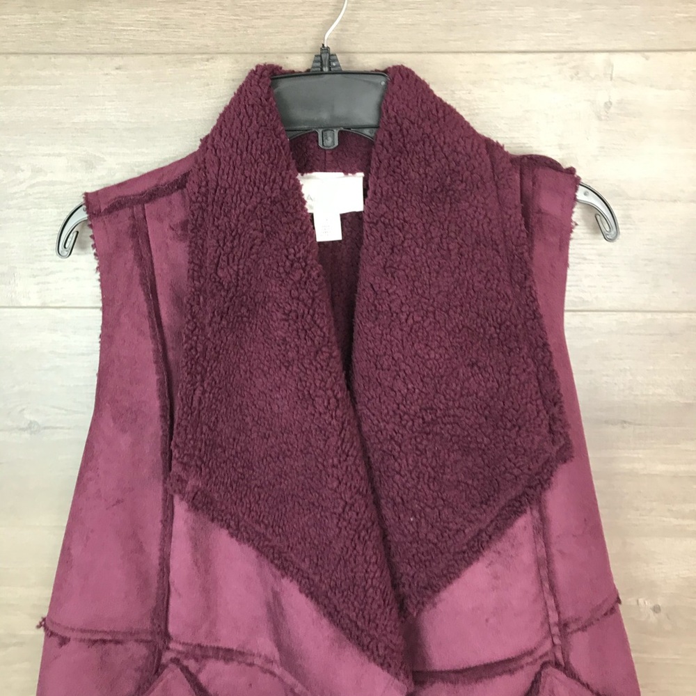 Caslon Womens Reversible Faux Shearling Vest - Picture 3 of 8